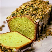 Avocado Pistacchio Cake
