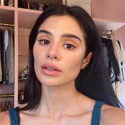 Diane Guerrero (LGBTQ+/Queer/Fluid, She/Her)