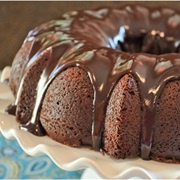 1960s: Tunnel of Fudge Cake