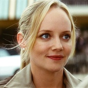Judy Hicks (Marley Shelton)
