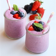Blackberry Blueberry and Strawberry Smoothie