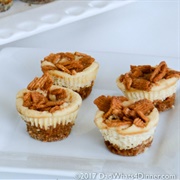 Golden Grahams Mini Cheesecake Tarts