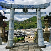 Tozan Pottery Shrine, Saga