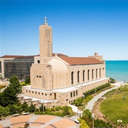 Madonna Della Strada Chapel, Chicago