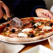 Ham, Mushroom and Mascarpone Pizza