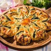 Spinach and Ricotta Pull-Apart Pie