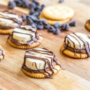 Peanut Butter Banana Ritz Crackers