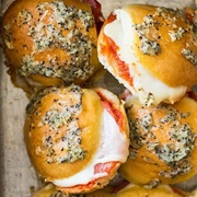 Pepperoni Pizza Sliders