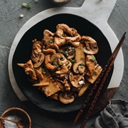 Chicken With Chinese Mushrooms