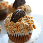 Oreo Chocolate Peanut Butter Cupcakes