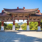 Tongmyong King's Tomb