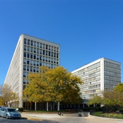 University Apartments, Chicago