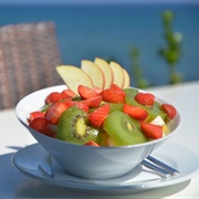 Kiwi Strawberry and Apple Salad