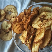 Apple Chips With Cinnamon