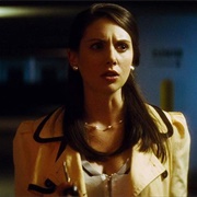 Rebecca Walters (Alison Brie)