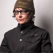 Josephine Wiggs (Lesbian, She/Her)