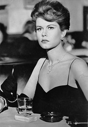 Elizabeth Montgomery -  Johnny Cool (1963)