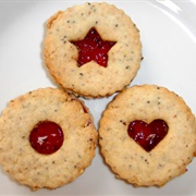 Vegan Chia Almond Cookies Filled With Redcurrant Jam