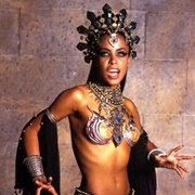 Queen Akasha (Queen of the Damned, 2002)