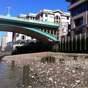 Mudlarking the Thames
