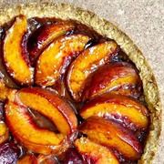 Upside Down Peach Crumble Pie