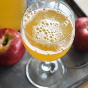 Sparkling Apple Cider