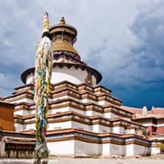 Kumbum Chorten, Tibet