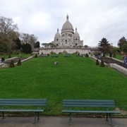 Square Louise Michel, Paris