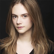 Emilia Jones