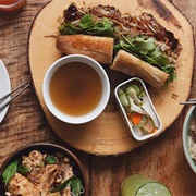 Hawaii: Honolulu - The Pig & the Lady