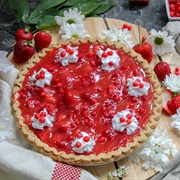 Vegan Huckleberry Strawberry Pie