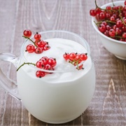 Red Currant Yogurt