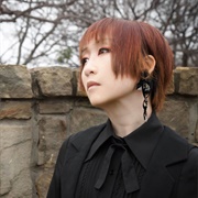 Emi Lo (Agender, They/Them)