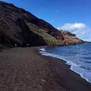 Oneuli Beach-Hawaii