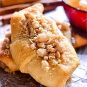 Apple Pie Crescent Rolls