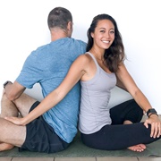 Do Couples' Yoga