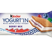Kinder Yogurt'in Berry Mix