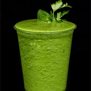 Kiwi Spinach and Parsley Smoothie