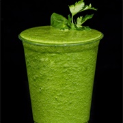 Kiwi Spinach and Parsley Smoothie