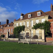 Mompesson House