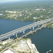 Gold Star Memorial Bridge