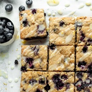 Blueberry Blondie