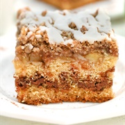 Apple Pie Coffee Cake