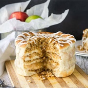 Apple Pie Pizza Cake