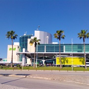 Humberto Delgado Airport (Lisbon Portela) (LIS)