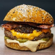 Ajuin Cheeseburger