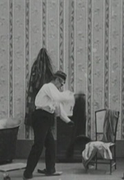 How Monsieur Takes His Bath (1903)