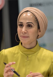 Tahereh Mafi (Shatter Me)