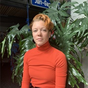 Rosana Cade (Queer/Lesbian, She/Her)