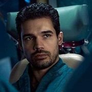 Steven Strait
